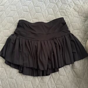 Gold hinge tennis skirt